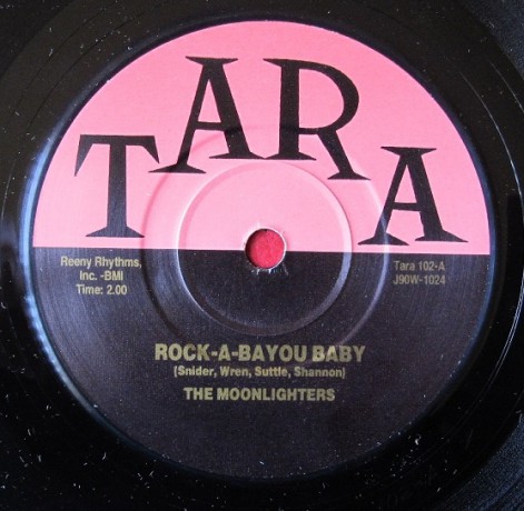 MOONLIGHTERS "ROCK-A-BAYOU BABY / BROKEN HEART" 7"