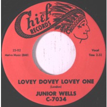 JUNIOR WELLS "Lovey Dovey Lovely One / You Sure Look Good To Me" 7"